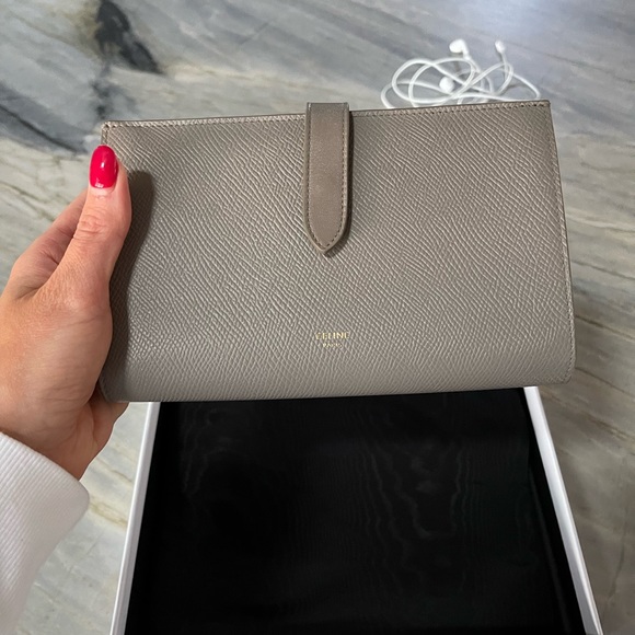 Celine Large Strap Wallet - Picture 4 of 15